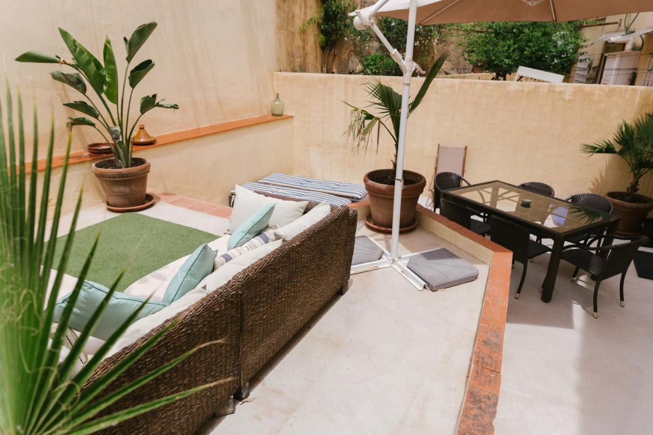 Ambb-Private Patio-Steps Away From Old Town Apartment Malaga Bagian luar foto