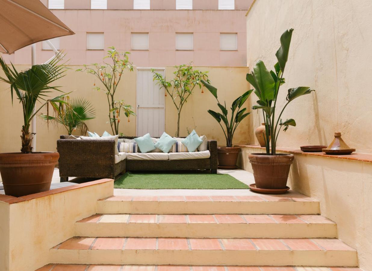 Ambb-Private Patio-Steps Away From Old Town Apartment Malaga Bagian luar foto