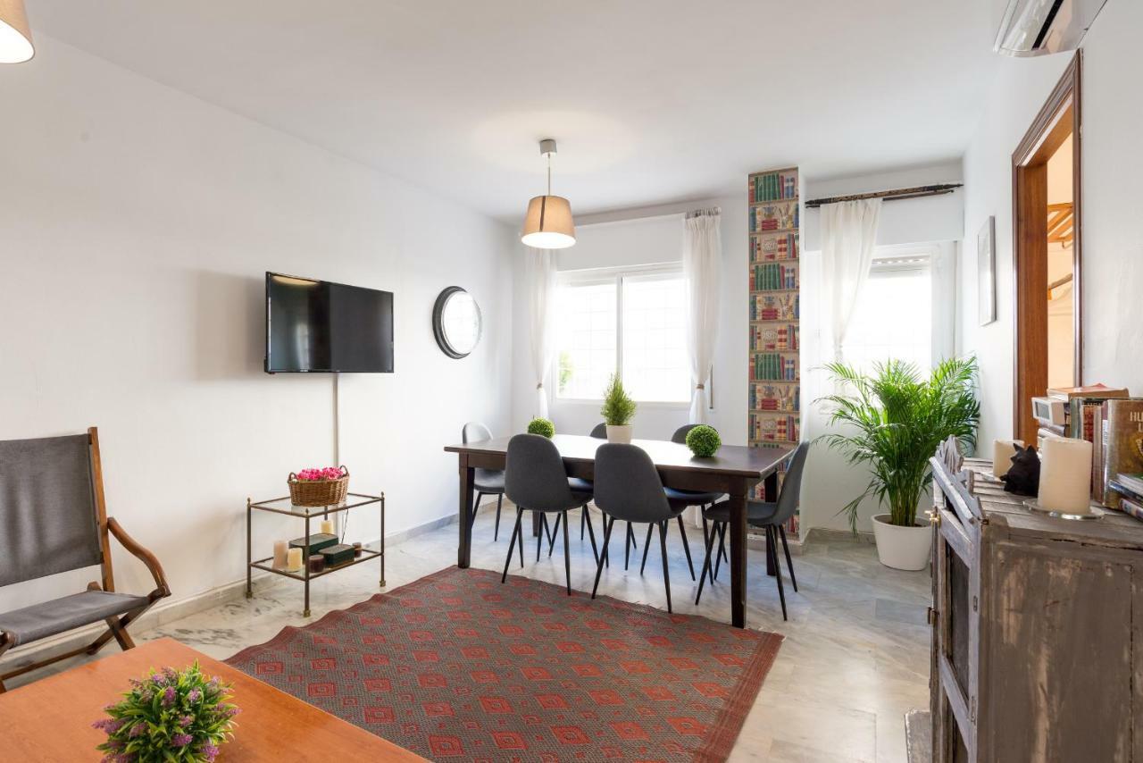 Ambb-Private Patio-Steps Away From Old Town Apartment Malaga Bagian luar foto