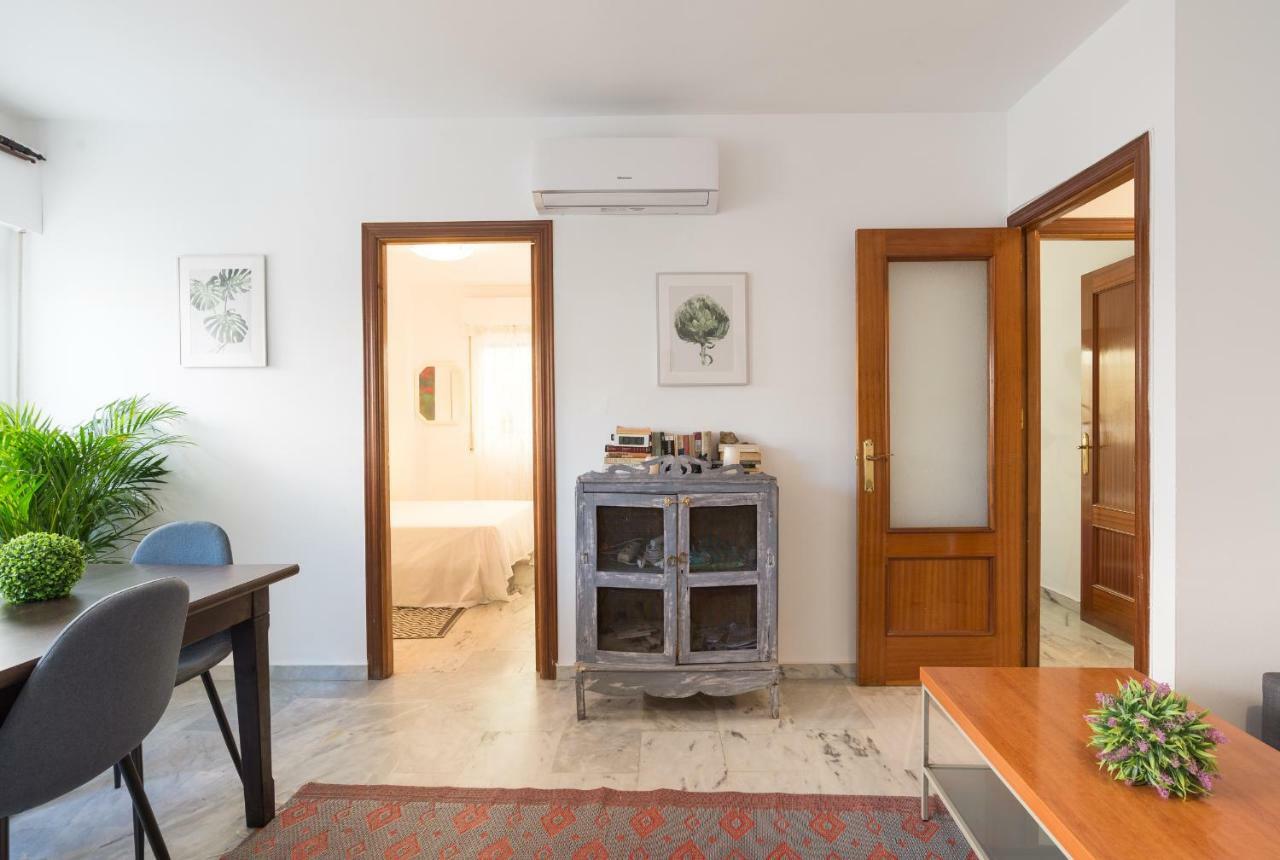 Ambb-Private Patio-Steps Away From Old Town Apartment Malaga Bagian luar foto