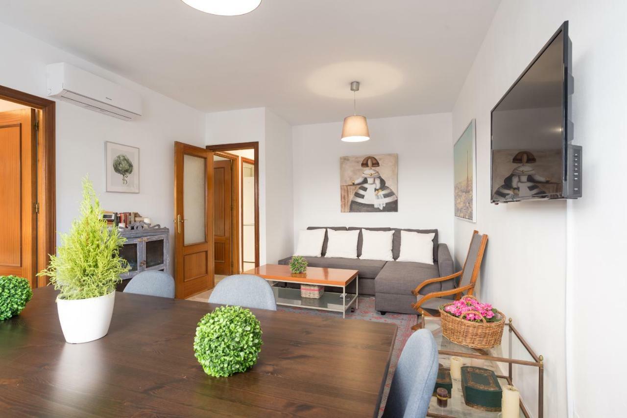 Ambb-Private Patio-Steps Away From Old Town Apartment Malaga Bagian luar foto