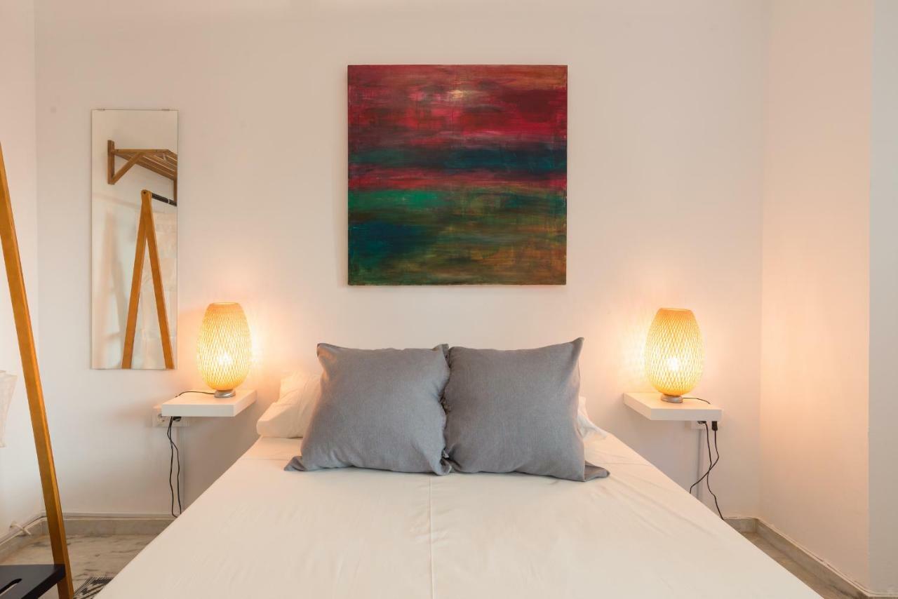 Ambb-Private Patio-Steps Away From Old Town Apartment Malaga Bagian luar foto