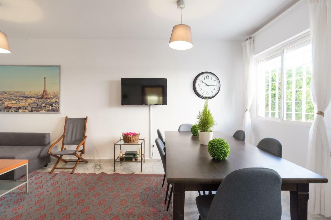 Ambb-Private Patio-Steps Away From Old Town Apartment Malaga Bagian luar foto